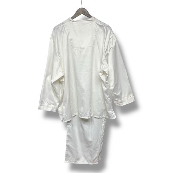 Kay Anna Pajama Set Brushed Back Satin White Embroidered Floral Cottage 3X New - Picture 7 of 16